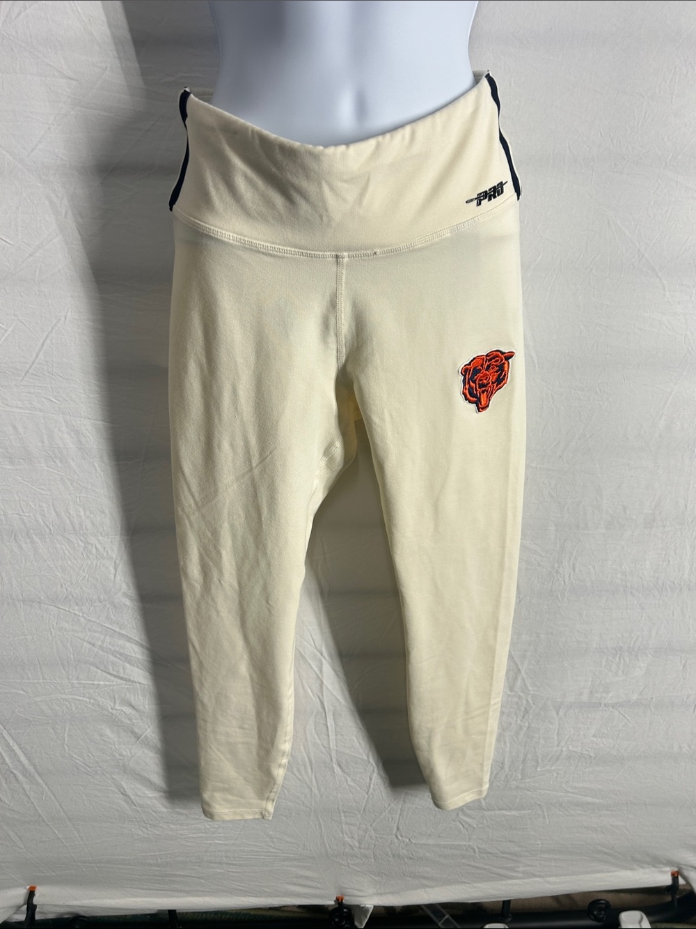 Cream Women's High-Waist Leggings with Embroidered Patch